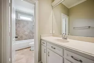 28 Hackberry Ln, Houston, TX 77027 - Photo 21