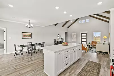 537 Chuckwagon Trail, Angleton, TX 77515 - Photo 11