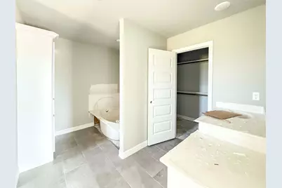 537 Chuckwagon Trail, Angleton, TX 77515 - Photo 7