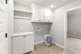 537 Chuckwagon Trail, Angleton, TX 77515 - Photo 31