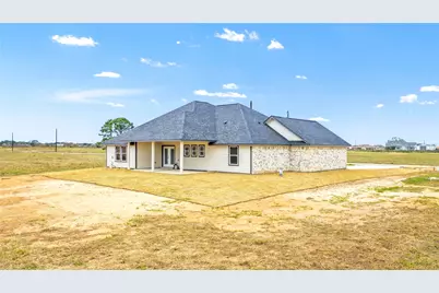 537 Chuckwagon Trail, Angleton, TX 77515 - Photo 35