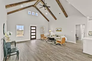 537 Chuckwagon Trail, Angleton, TX 77515 - Photo 5