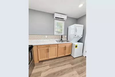 7305 Avenue E #1, Houston, TX 77011 - Photo 9