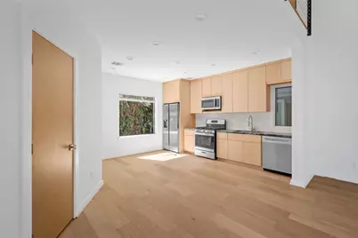 4429 Woodside Street #B, Houston, TX 77023 - Photo 9