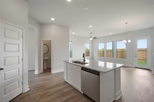 11411 Waterford Spg Trl, Houston, TX 77047 - Photo 5