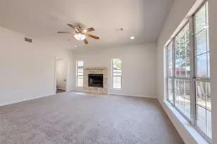 107 S Creek Dr, Bellville, TX 77418 - Photo 3
