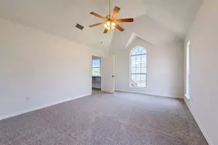 107 S Creek Dr, Bellville, TX 77418 - Photo 13