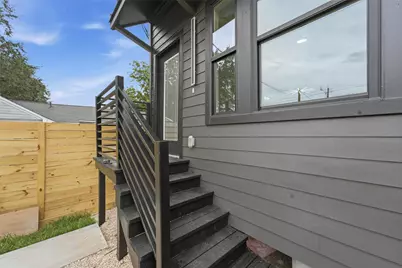 218 E 37th Street #A, Houston, TX 77018 - Photo 3