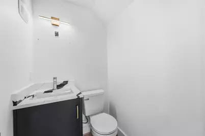 218 E 37th Street #A, Houston, TX 77018 - Photo 9