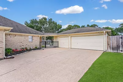 1007 Sable Drive, Friendswood, TX 77546 - Photo 7