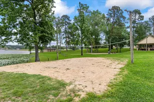 2013 Wickersham Dr, Huntsville, TX 77340 - Photo 39