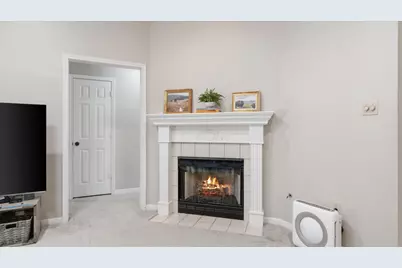 2013 Wickersham Drive, Huntsville, TX 77340 - Photo 9