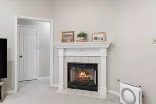 2013 Wickersham Dr, Huntsville, TX 77340 - Photo 9