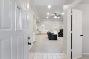 2013 Wickersham Dr, Huntsville, TX 77340 - Photo 7