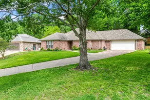 2013 Wickersham Dr, Huntsville, TX 77340 - Photo 33