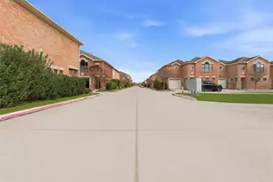 5941 S Loop E, Houston, TX 77033 - Photo 5