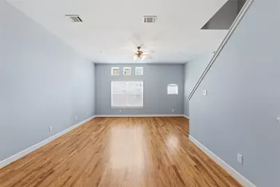 5941 South Loop E #1301, Houston, TX 77033 - Photo 11