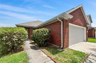 4311 Amaryllis Ave, Baytown, TX 77521 - Photo 1