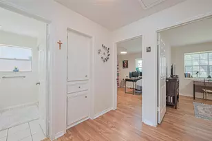 8018 Zimmermann Dr, Houston, TX 77088 - Photo 29