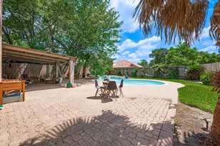 8018 Zimmermann Dr, Houston, TX 77088 - Photo 41