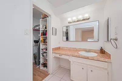 8018 Zimmermann Drive, Houston, TX 77088 - Photo 25