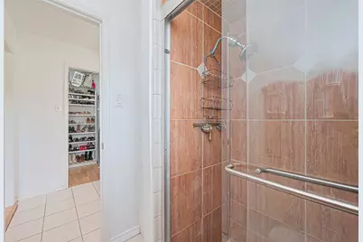 8018 Zimmermann Drive, Houston, TX 77088 - Photo 23