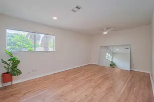 8018 Zimmermann Dr, Houston, TX 77088 - Photo 19