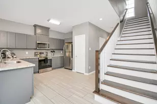 3019 Elysian St, Houston, TX 77009 - Photo 11