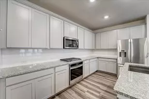 9438 Caddo Ridge Ln, Cypress, TX 77433 - Photo 11