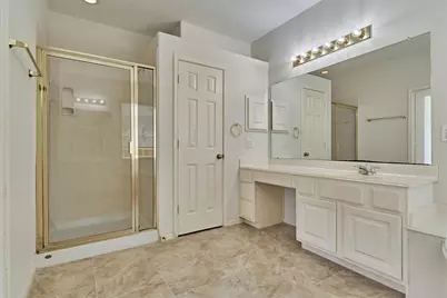9915 Willow Crossing Drive, Houston, TX 77064 - Photo 25