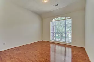 9915 Willow Crossing Dr, Houston, TX 77064 - Photo 33