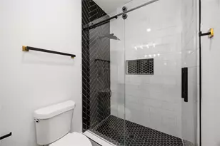 2107 Esther Dr, Houston, TX 77088 - Photo 19