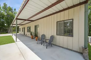 1425 Oak Hollow Dr, Dickinson, TX 77539 - Photo 7