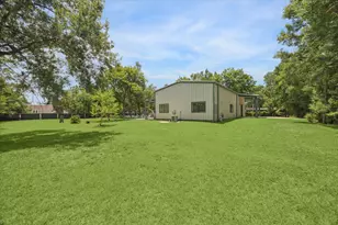 1425 Oak Hollow Dr, Dickinson, TX 77539 - Photo 25