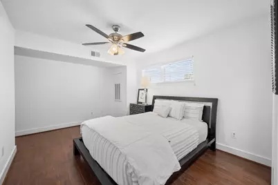 234 Westheimer Road #Unit 8, Houston, TX 77006 - Photo 11