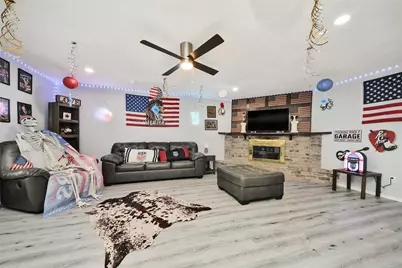 16210 Lazy Ridge Road, Houston, TX 77053 - Photo 5