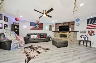 16210 Lazy Ridge Rd, Houston, TX 77053 - Photo 5