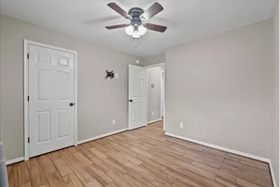 845 Indigo Springs Lane, La Marque, TX 77568 - Photo 23