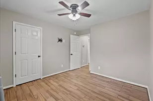 845 Indigo Springs Ln, La Marque, TX 77568 - Photo 23