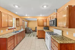 15802 Park Manor St, Houston, TX 77053 - Photo 13