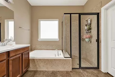 12739 Bridle Springs Lane, Houston, TX 77044 - Photo 15