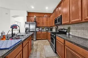 12739 Bridle Springs Ln, Houston, TX 77044 - Photo 7