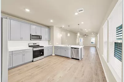 5814 Linda Cove Lane, Katy, TX 77493 - Photo 5