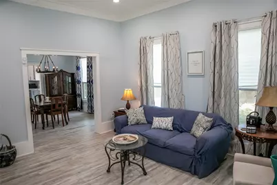 637 N Washington Street, La Grange, TX 78945 - Photo 3