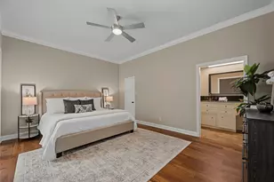 1723 Nantucket Dr, Houston, TX 77057 - Photo 3