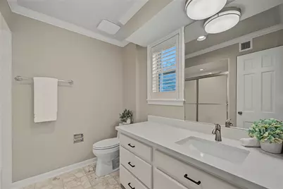 1723 Nantucket Drive, Houston, TX 77057 - Photo 27