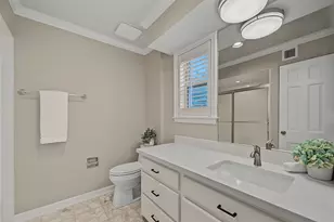 1723 Nantucket Dr, Houston, TX 77057 - Photo 27