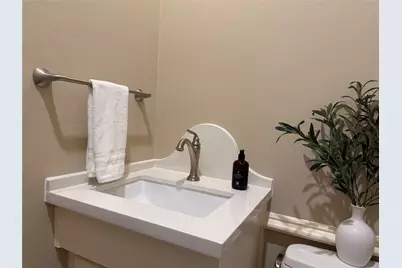 1723 Nantucket Drive, Houston, TX 77057 - Photo 13