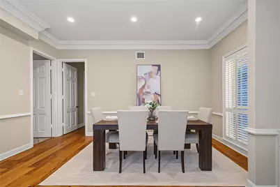 1723 Nantucket Drive, Houston, TX 77057 - Photo 9