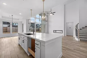 615 Roland Ln, Rosenberg, TX 77471 - Photo 7